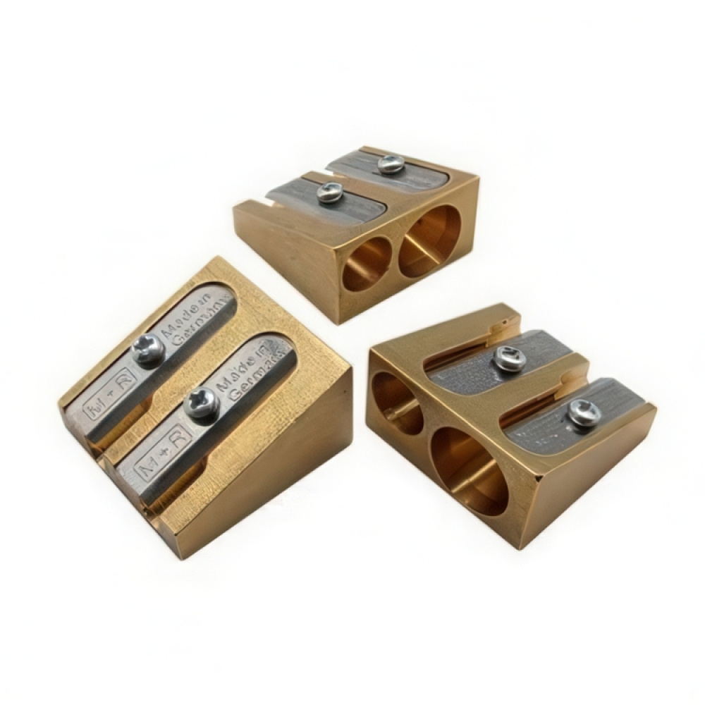Blyantspidser i metal, dobbelt, M+R WEDGE, messing i gruppen Opbevaring / Kontorartikler hos SmartaSaker.se (42414)