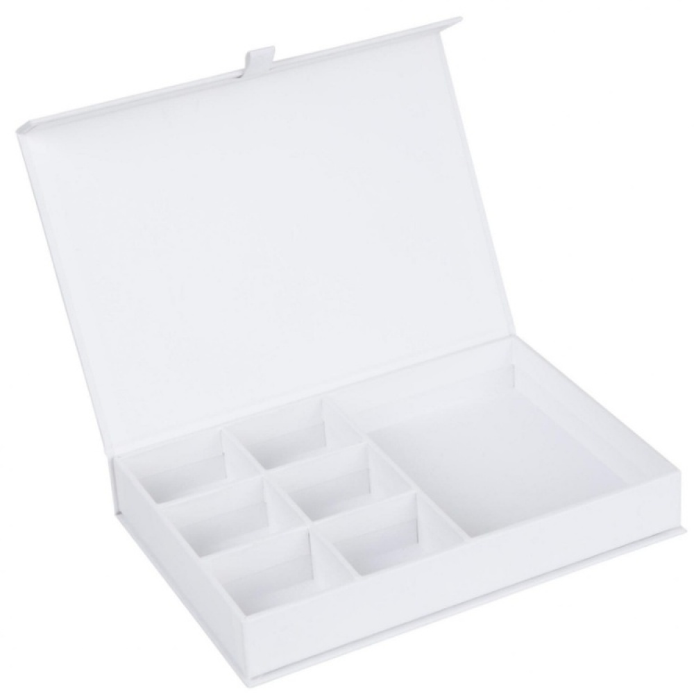 Smykkeæske med 7 rum, magnetlås, BIGSO JOLIE, 26,5 x 19 x H 5 cm, Hvid i gruppen Opbevaring / Soveværelsesopbevaring / Smykkeopbevaring hos SmartaSaker.se (42684)