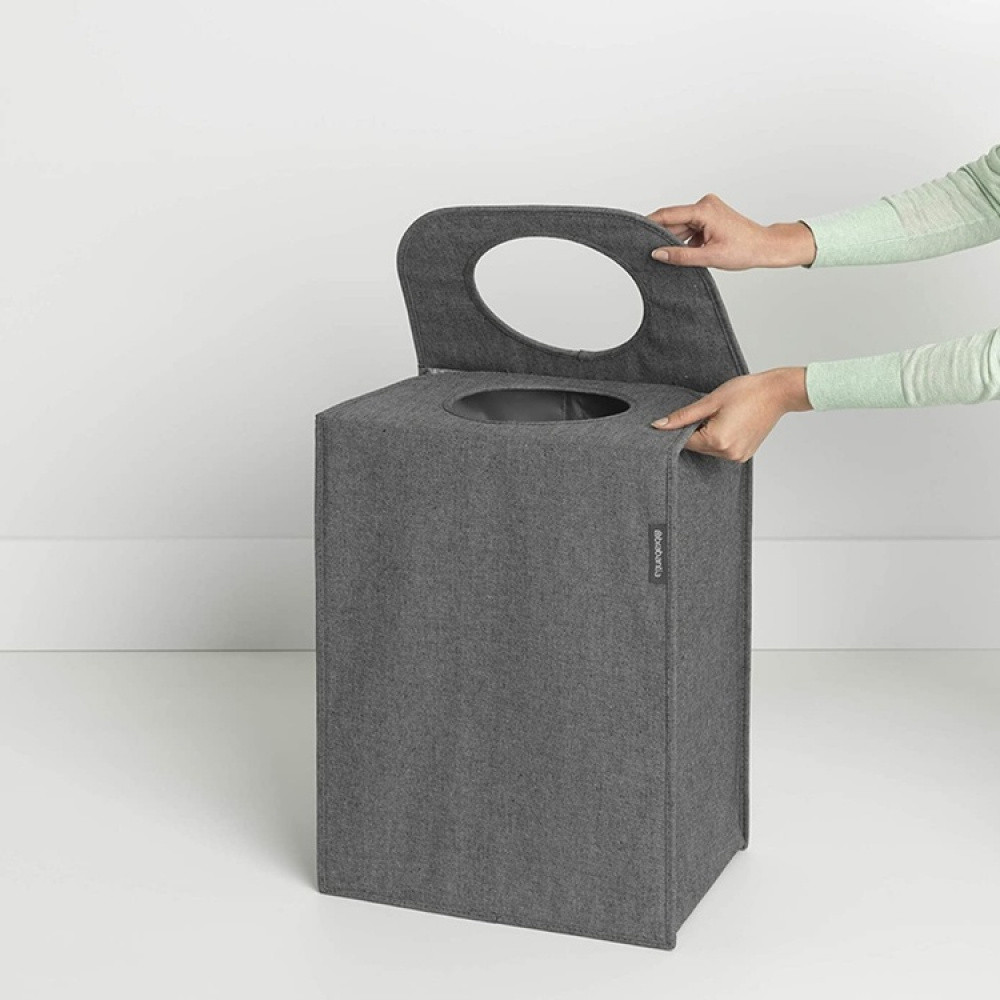 Smart vasketøjskurv med bærehåndtag 55L, Brabantia i gruppen Opbevaring / Vask og tør / Vasketøjskurve hos SmartaSaker.se (43096)