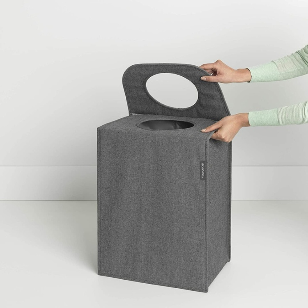 Smart vasketøjskurv med bærehåndtag 55L, Brabantia i gruppen Opbevaring / Vask og tør / Vasketøjskurve hos SmartaSaker.se (43096)
