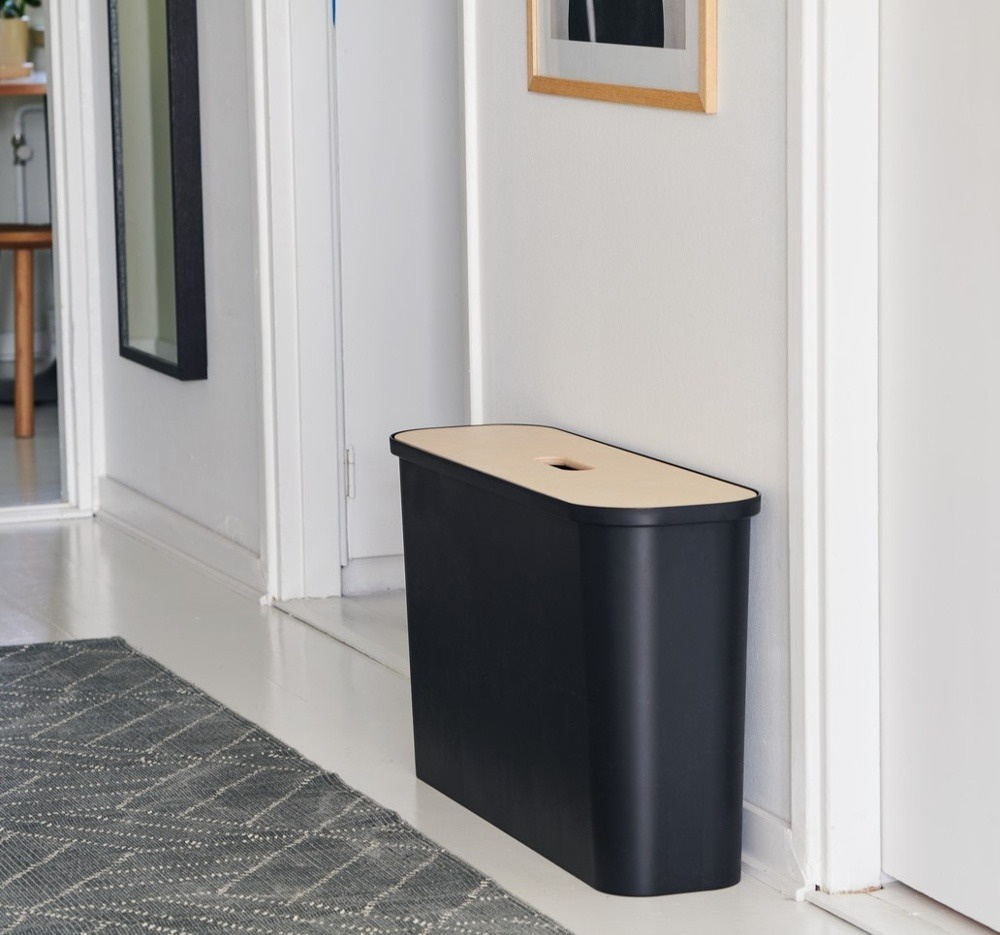 Smal genbrugsstation med låg og 2 indsatser, SmartStore i gruppen Opbevaring / Rengøringsopbevaring og affaldssortering / Affaldssortering hos SmartaSaker.se (43259)
